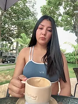 licky lu online show from 04-10-26, 04:25