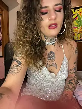 BlazyKitsune- online show from 03-01-25, 11:47