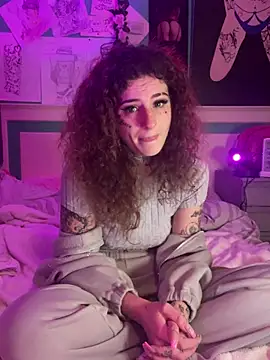 BlazyKitsune- online show from 02-05-26, 06:15