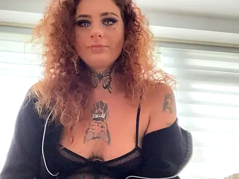 BlazyKitsune- online show from 10-03-25, 12:50