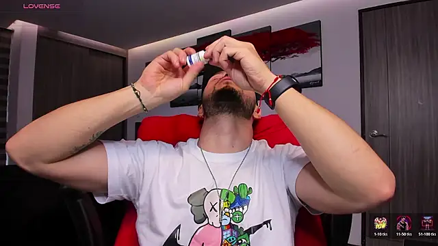 Snapshot of nick_klaus chatting on 02-25-26, 09:58 nick klaus online show from 02-25-26, 09:58