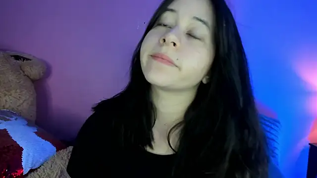 Snapshot of agnes_213 chatting on 01-17-26, 09:18 agnes 213 online show from 01-17-26, 09:18