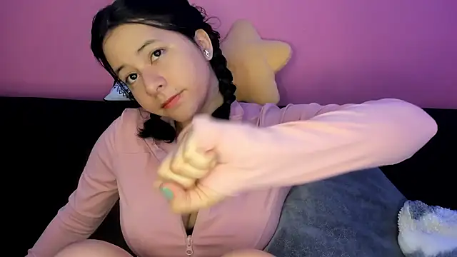 agnes 213 online show from 11-12-25, 01:26