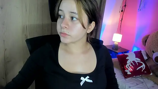 Snapshot of agnes_213 chatting on 03-01-26, 03:34 agnes 213 online show from 03-01-26, 03:34