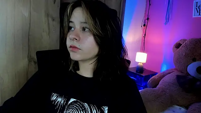 Snapshot of agnes_213 chatting on 03-02-26, 08:16 agnes 213 online show from 03-02-26, 08:16