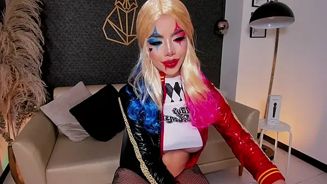 Catvalentine  online show from 10-30-25, 09:29