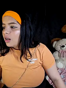 sophia cute1 1 online show from 11-09-25, 02:21