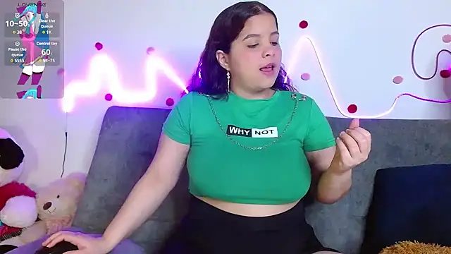 sophia cute1 1 online show from 09-10-25, 10:47