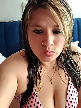 Snapshot of Neve_Collins chatting on 07-29-26, 02:49 Neve Collins online show from 07-29-26, 02:49