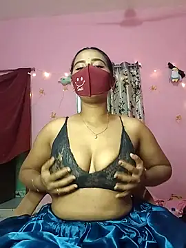 Snapshot of lovely-tanu chatting on 10-19-25, 02:42 lovely-tanu online show from 10-19-25, 02:42