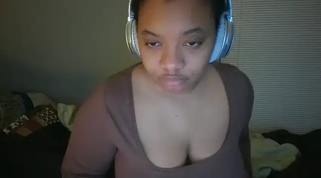 Makemymoney27 online show from 12-18-24, 06:10