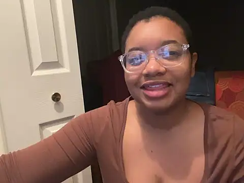 Makemymoney27 online show from 03-21-25, 04:28