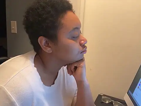 Makemymoney27 online show from 02-13-25, 04:32