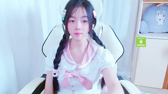 Snapshot of xiyao1314 chatting on 09-19-25, 02:15 xiyao1314 online show from 09-19-25, 02:15