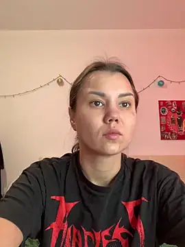 MiraMiss online show from 12-20-25, 06:49