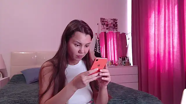 MiraMiss online show from 06-17-26, 06:24