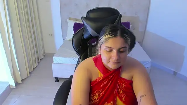 Sienna Jones online show from 12-02-24, 03:10