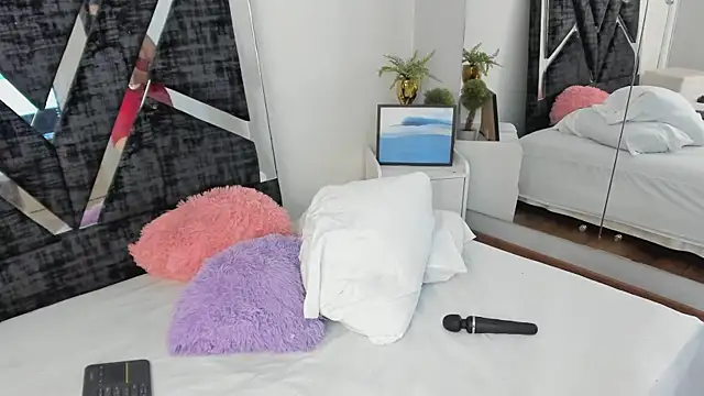 Jonness Isa  online show from 03-04-26, 01:30