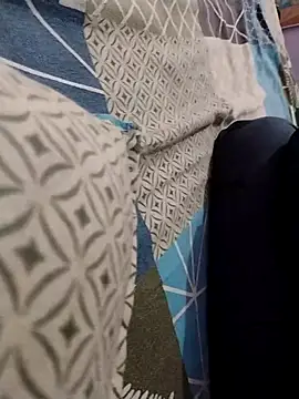 Snapshot of Noname333u chatting on 10-17-25, 05:11 Noname333u online show from 10-17-25, 05:11