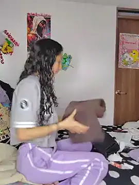 Queenjenn   online show from 05-29-26, 07:42