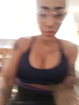 Snapshot of Alison_fitness chatting on 06-03-26, 02:33 Alison fitness online show from 06-03-26, 02:33