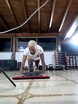 Alison fitness online show from 02-05-26, 01:23