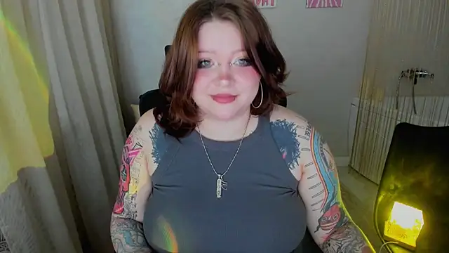 MoonLghte online show from 02-28-26, 07:35