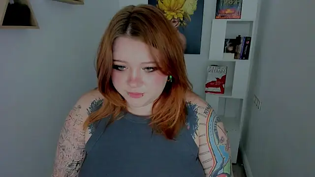 MoonLghte online show from 11-21-25, 08:30