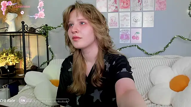 Snapshot of EvaStevs chatting on 03-21-25, 03:46 EvaStevs online show from 03-21-25, 03:46