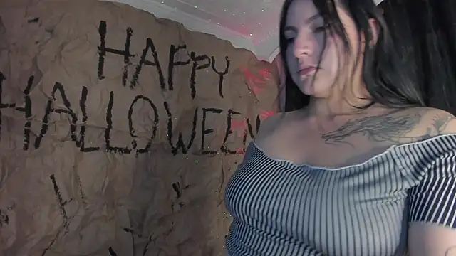 jenifer  power10 online show from 10-22-25, 07:46