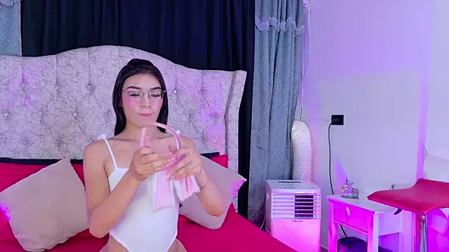  amy johnson online show from 02-11-25, 07:05