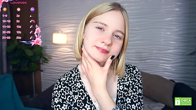 OdelinaFicken online show from 11-23-25, 04:22