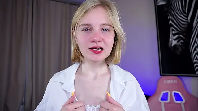 OdelinaFicken online show from 10-29-25, 06:12