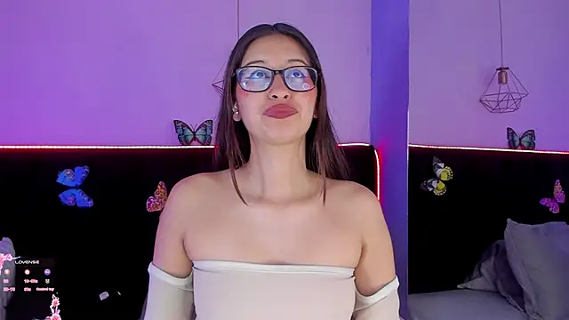 Anastasia Whitee online show from 02-26-26, 04:01