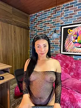 sweet kitty0110 online show from 02-07-25, 11:03