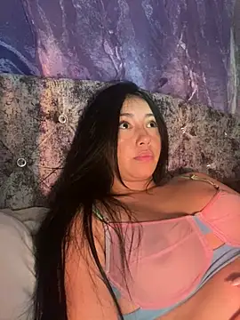 sweet kitty0110 online show from 02-15-25, 04:47