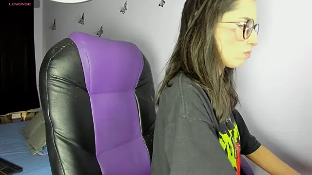 aiko mori online show from 04-09-26, 09:43