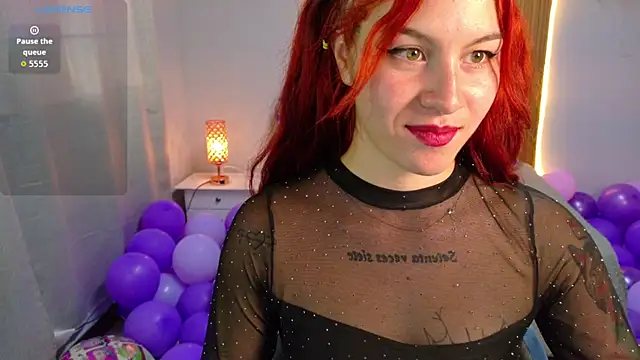 Snapshot of Kate_Laurence_ chatting on 11-11-25, 12:11 Kate Laurence online show from 11-11-25, 12:11