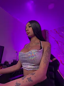 Snapshot of Tiffanny chatting on 04-02-26, 01:07 Tiffanny online show from 04-02-26, 01:07