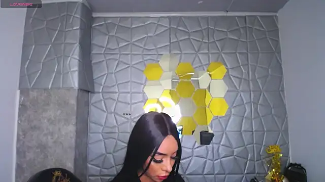 Tiffanny online show from 03-16-25, 12:33