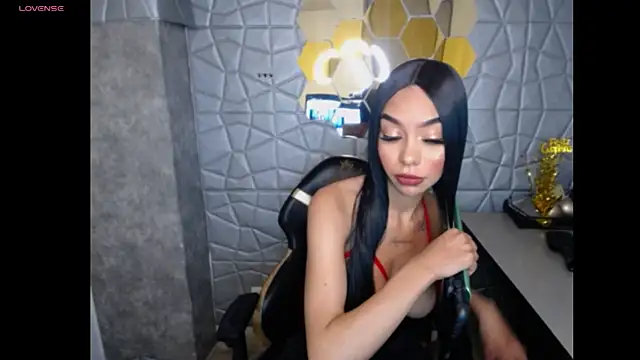 Tiffanny online show from 03-14-25, 12:51