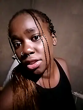 Snapshot of MelaninSexyDoll chatting on 01-15-25, 09:20 MelaninSexyDoll online show from 01-15-25, 09:20