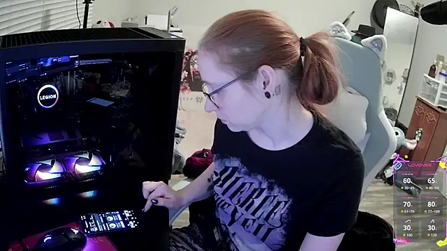 LilyFoxxx online show from 11-29-25, 06:13