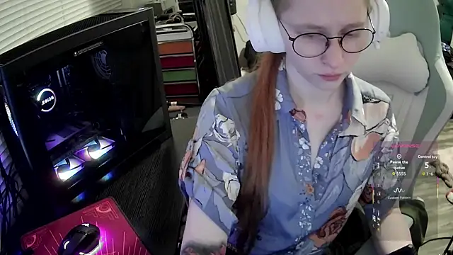 LilyFoxxx online show from 07-26-26, 05:14