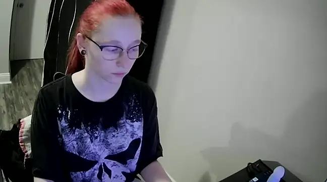 LilyFoxxx online show from 12-10-24, 05:17