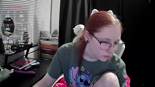 LilyFoxxx online show from 02-24-25, 03:55