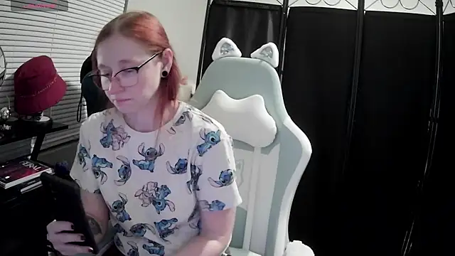 LilyFoxxx online show from 03-14-25, 03:26