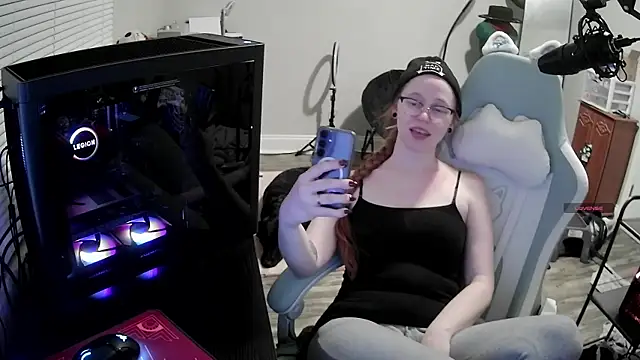 LilyFoxxx online show from 11-12-25, 04:05