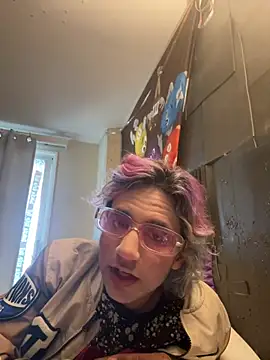 Snapshot of HornyTPup2 chatting on 05-21-26, 04:37 HornyTPup2 online show from 05-21-26, 04:37