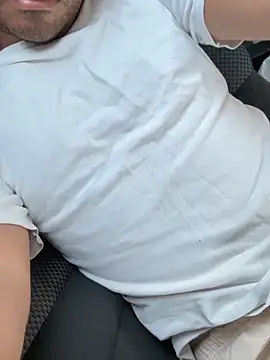 Snapshot of Aura33_ chatting on 02-04-26, 01:28 Aura33 online show from 02-04-26, 01:28